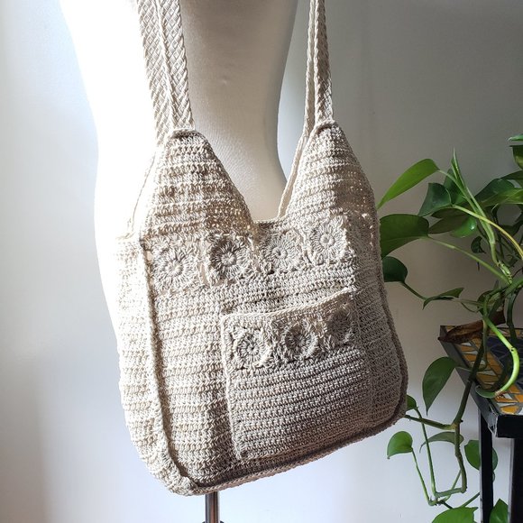 BEAUTIFUL BOHO MACRAME CROCHETED SLING BAG - Picture 3 of 11